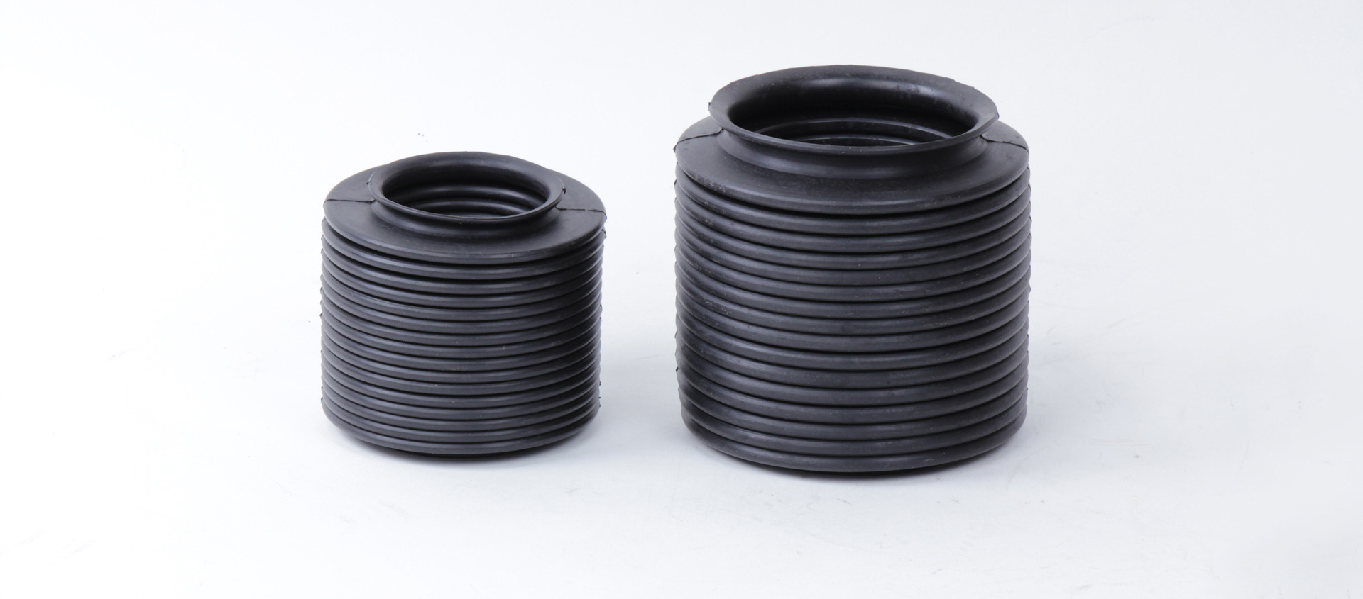 Pružamo rešenja za sve vaše zahteve za proizvodnju delova od gume